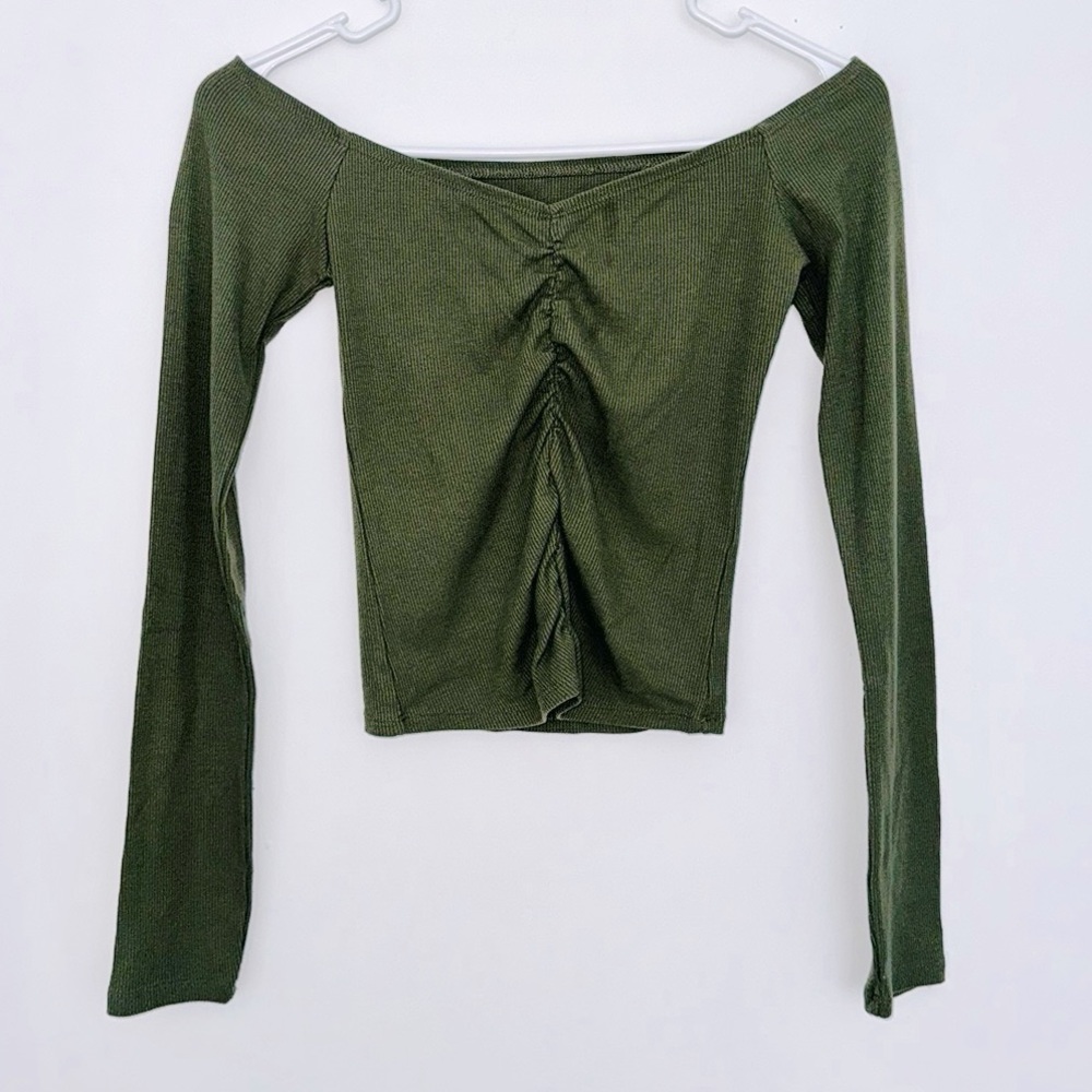 American Eagle Crop Ruched Off the Shoulder Top